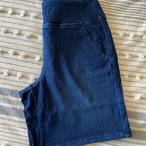 NEW! Belle By Kim Gravel Fitted Blue Denim Shorts